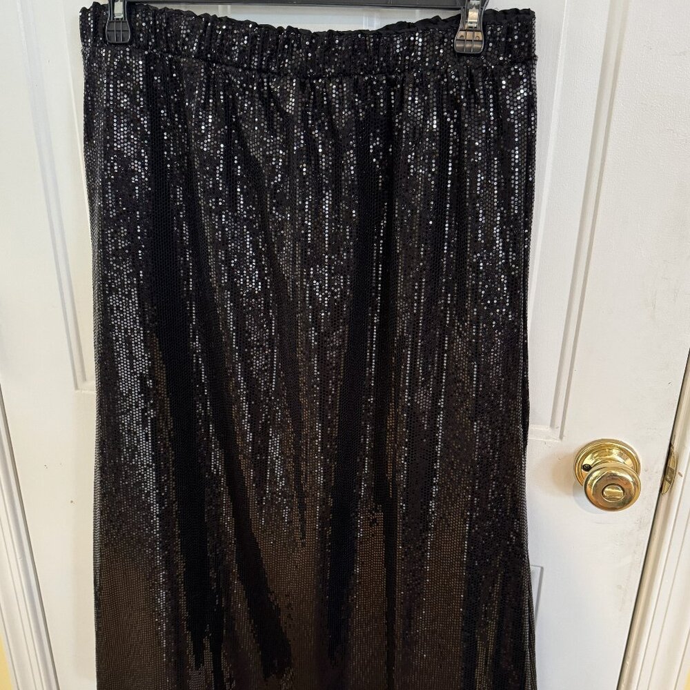 Elegant Sequin Serra Limited Edition Suit Jacket & Skirt- Barely Worn - Picture 3 of 4